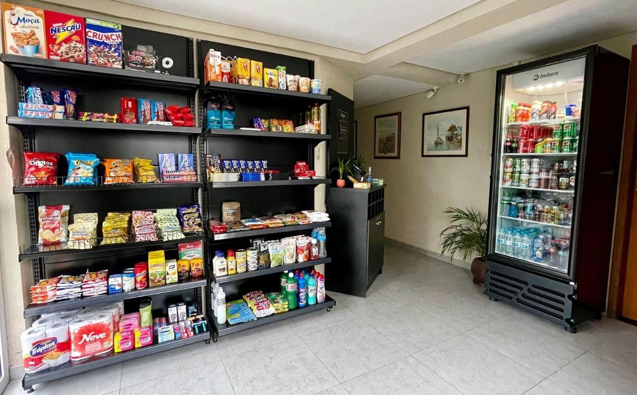 Estudios Confortaveis Com Precos Acessiveis Totalmente Mobiliados Curitiba Bagian luar foto