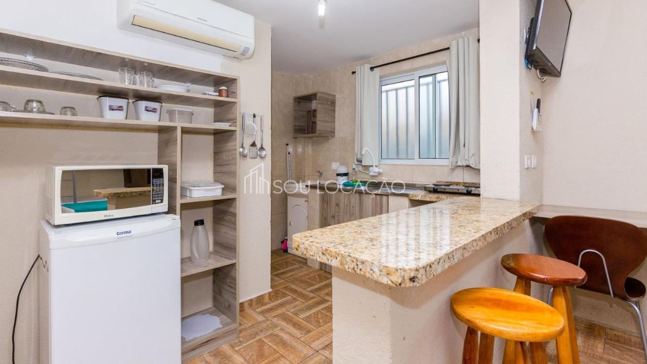 Estudios Confortaveis Com Precos Acessiveis Totalmente Mobiliados Curitiba Bagian luar foto