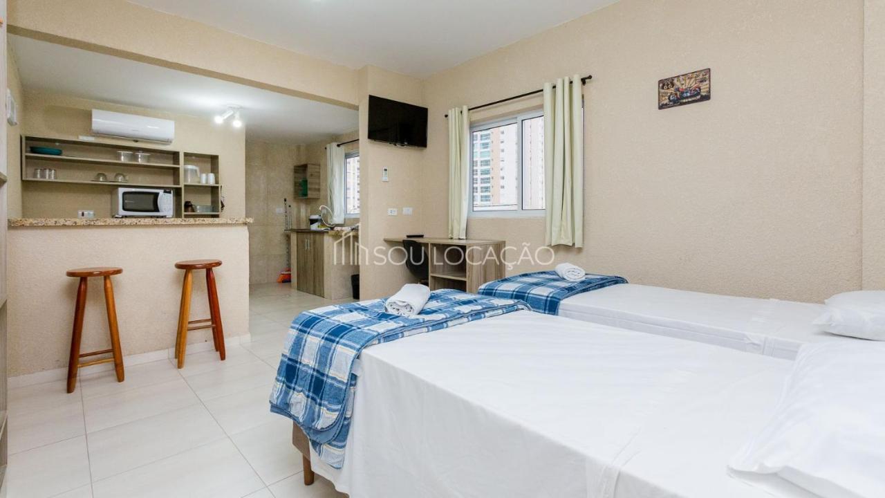 Estudios Confortaveis Com Precos Acessiveis Totalmente Mobiliados Curitiba Bagian luar foto