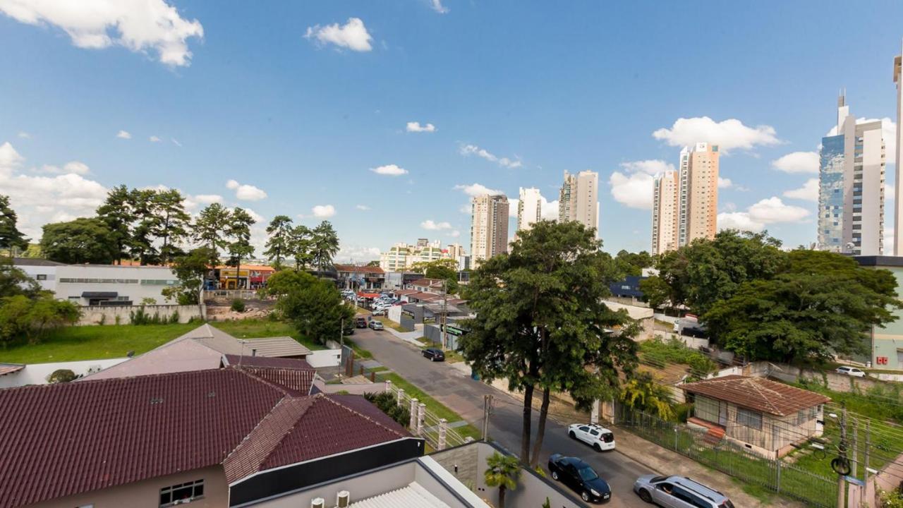 Estudios Confortaveis Com Precos Acessiveis Totalmente Mobiliados Curitiba Bagian luar foto