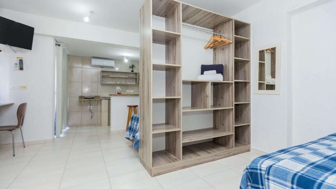 Estudios Confortaveis Com Precos Acessiveis Totalmente Mobiliados Curitiba Bagian luar foto