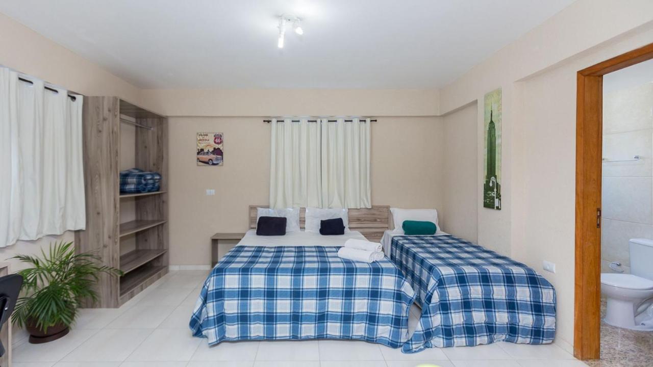 Estudios Confortaveis Com Precos Acessiveis Totalmente Mobiliados Curitiba Bagian luar foto