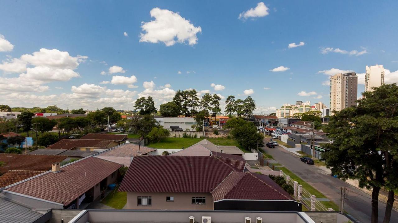 Estudios Confortaveis Com Precos Acessiveis Totalmente Mobiliados Curitiba Bagian luar foto