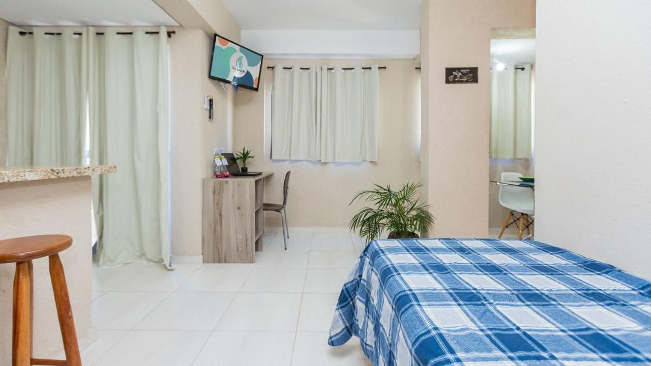 Estudios Confortaveis Com Precos Acessiveis Totalmente Mobiliados Curitiba Bagian luar foto