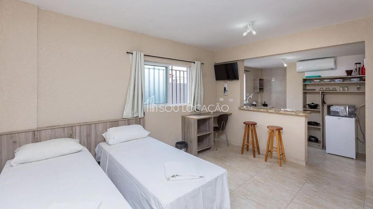 Estudios Confortaveis Com Precos Acessiveis Totalmente Mobiliados Curitiba Bagian luar foto