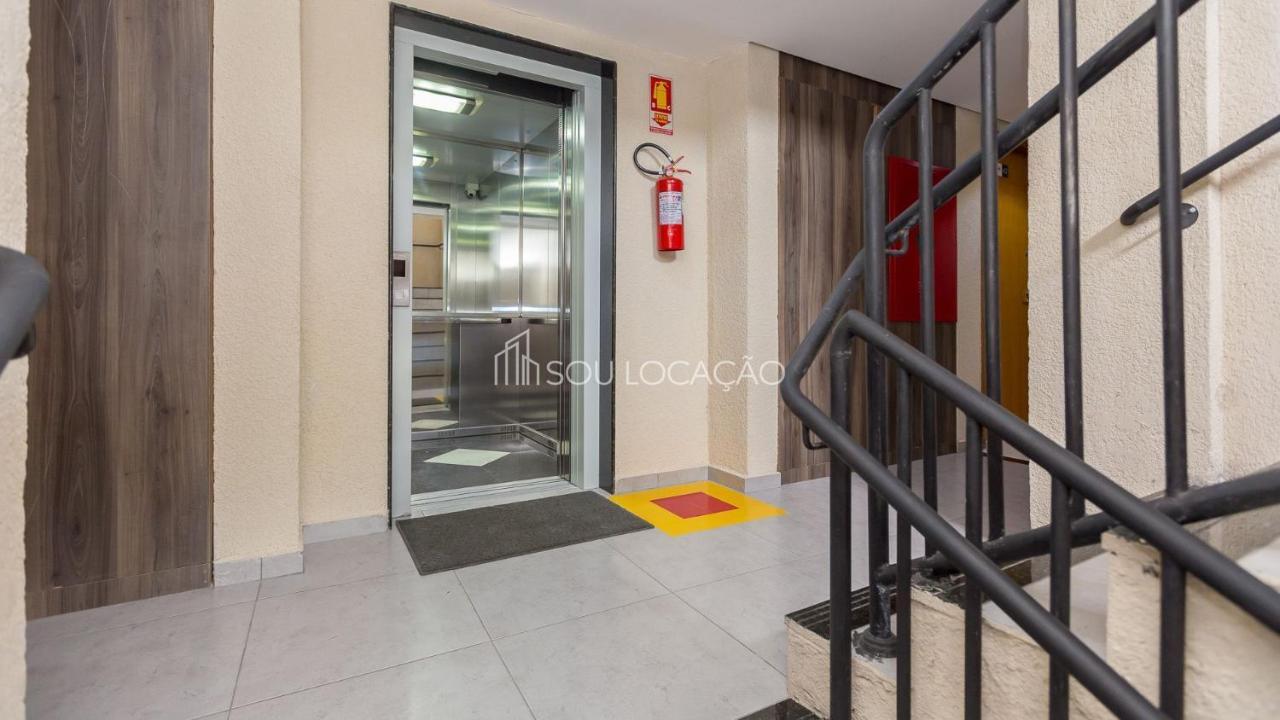 Estudios Confortaveis Com Precos Acessiveis Totalmente Mobiliados Curitiba Bagian luar foto