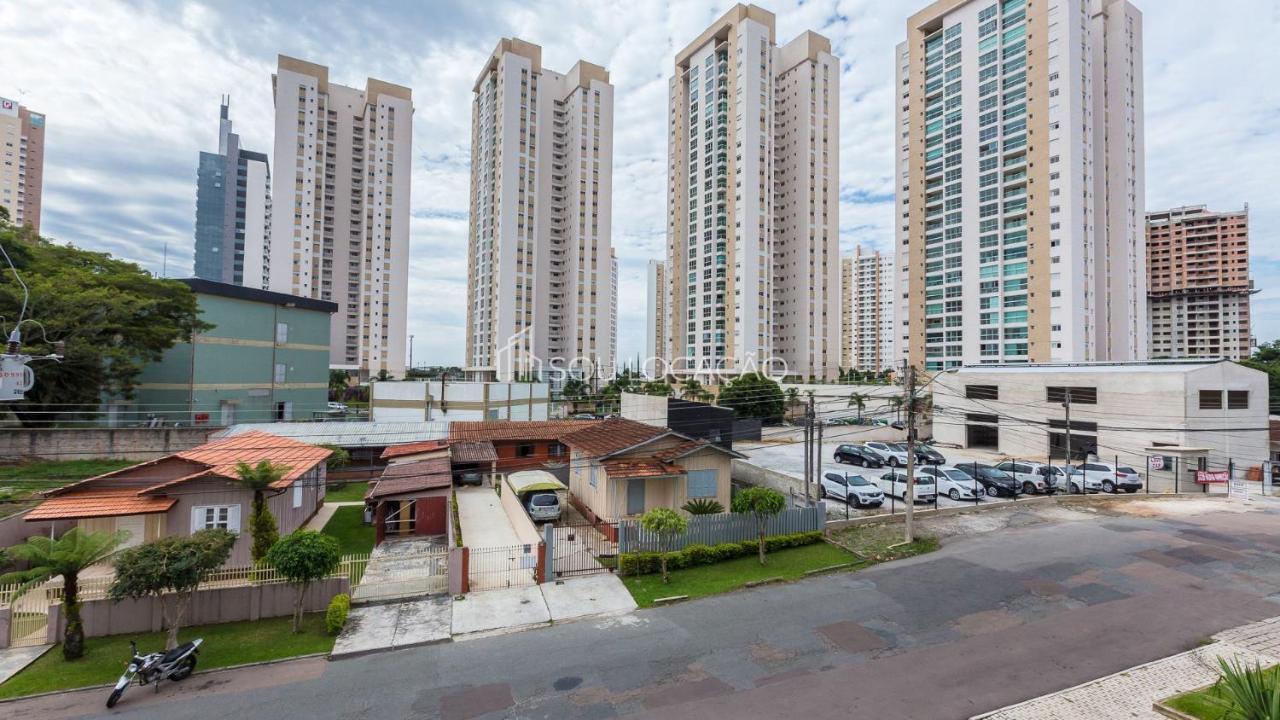Estudios Confortaveis Com Precos Acessiveis Totalmente Mobiliados Curitiba Bagian luar foto